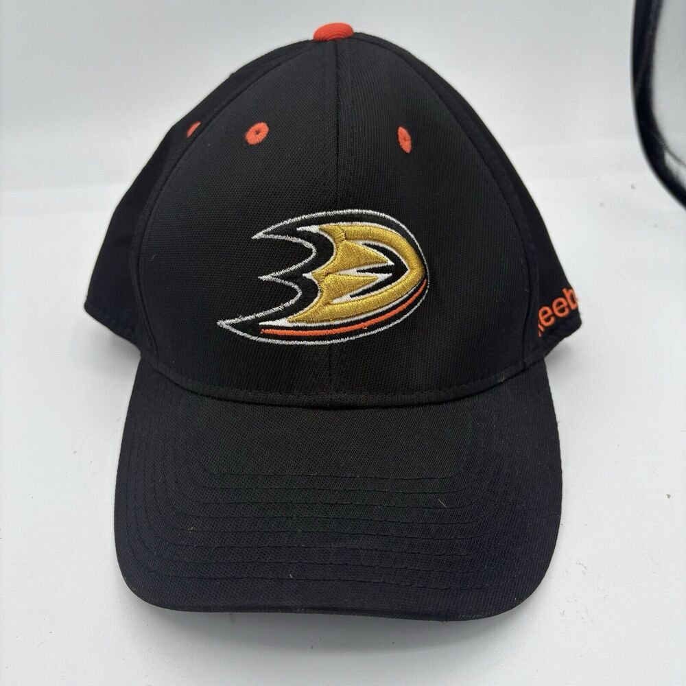 Anaheim Ducks Hat Cap Adult Fitted Size S M Black Reebok NHL Faceoff Fitmax 7 B2